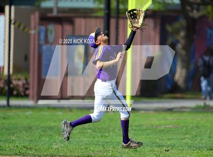 Thumbnail 1 in Firebaugh vs. Lynwood photogallery.