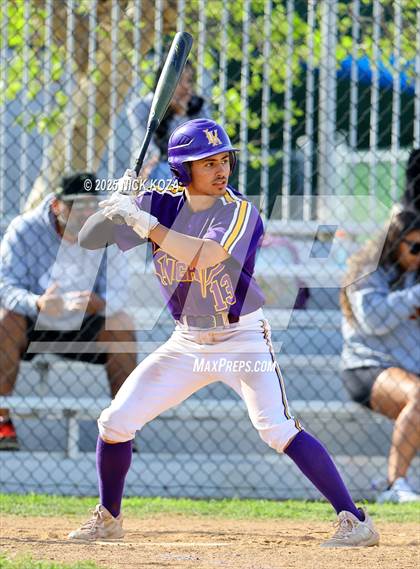 Thumbnail 2 in Firebaugh vs. Lynwood photogallery.