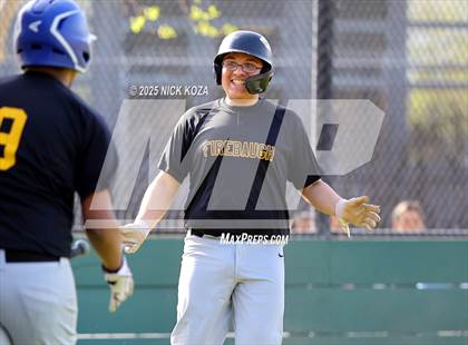 Thumbnail 1 in Firebaugh vs. Lynwood photogallery.