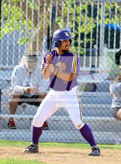 Thumbnail 3 in Firebaugh vs. Lynwood photogallery.