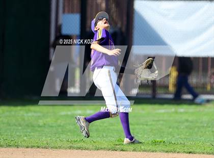 Thumbnail 3 in Firebaugh vs. Lynwood photogallery.