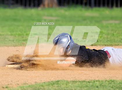 Thumbnail 3 in Firebaugh vs. Lynwood photogallery.