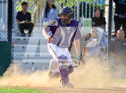 Thumbnail 2 in Firebaugh vs. Lynwood photogallery.