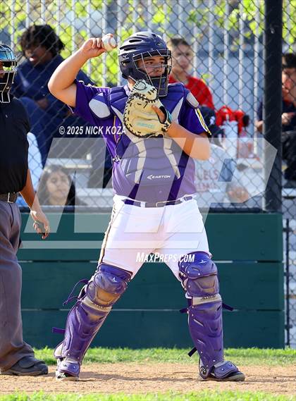 Thumbnail 2 in Firebaugh vs. Lynwood photogallery.
