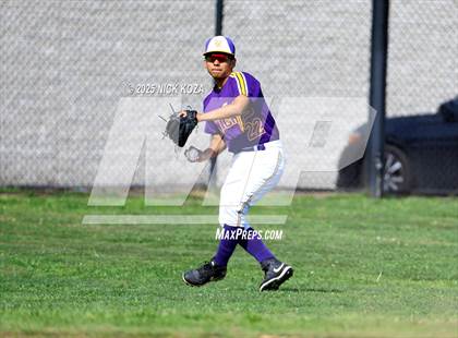 Thumbnail 1 in Firebaugh vs. Lynwood photogallery.