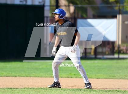 Thumbnail 2 in Firebaugh vs. Lynwood photogallery.