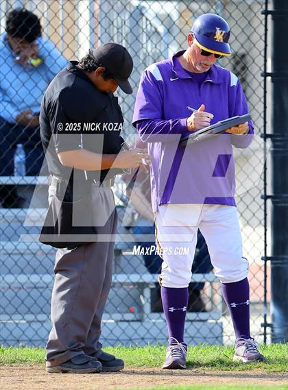 Thumbnail 3 in Firebaugh vs. Lynwood photogallery.