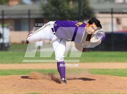 Thumbnail 2 in Firebaugh vs. Lynwood photogallery.
