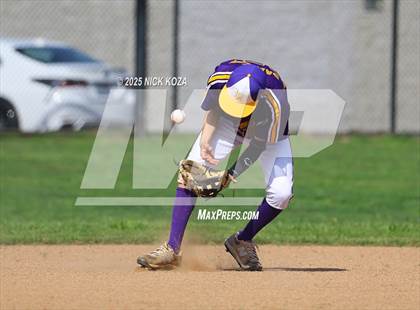 Thumbnail 3 in Firebaugh vs. Lynwood photogallery.