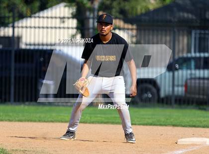 Thumbnail 2 in Firebaugh vs. Lynwood photogallery.