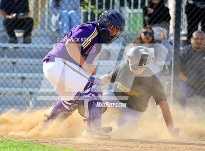 Thumbnail 1 in Firebaugh vs. Lynwood photogallery.