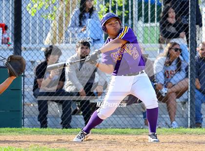 Thumbnail 1 in Firebaugh vs. Lynwood photogallery.