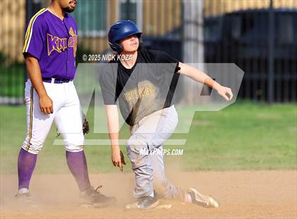 Thumbnail 2 in Firebaugh vs. Lynwood photogallery.