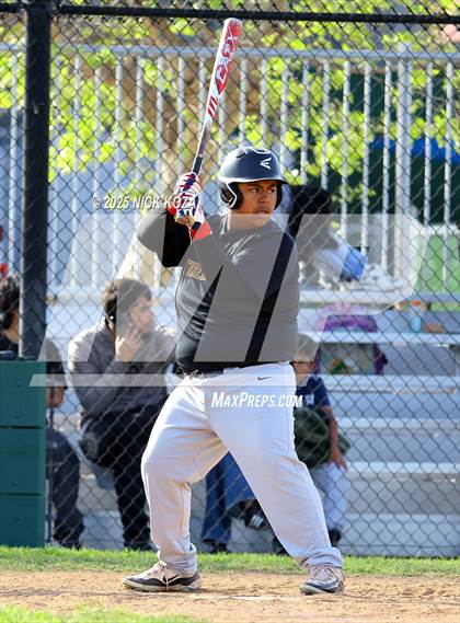 Thumbnail 1 in Firebaugh vs. Lynwood photogallery.