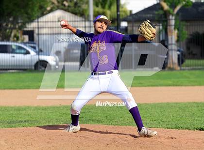 Thumbnail 2 in Firebaugh vs. Lynwood photogallery.