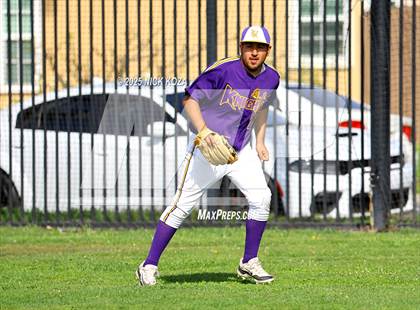 Thumbnail 1 in Firebaugh vs. Lynwood photogallery.