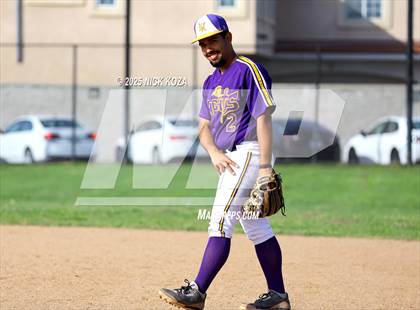 Thumbnail 2 in Firebaugh vs. Lynwood photogallery.