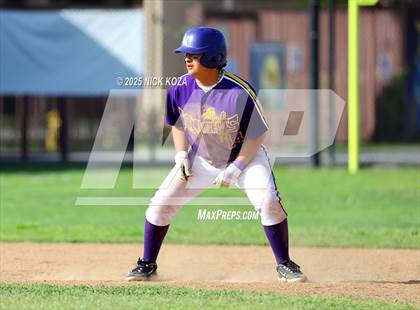 Thumbnail 2 in Firebaugh vs. Lynwood photogallery.