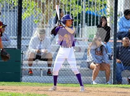 Thumbnail 3 in Firebaugh vs. Lynwood photogallery.