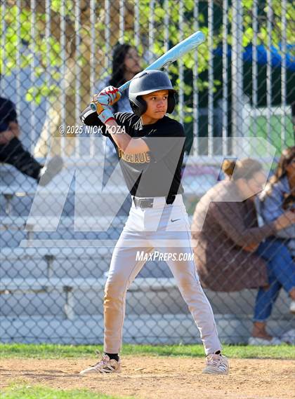 Thumbnail 2 in Firebaugh vs. Lynwood photogallery.