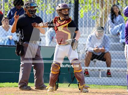 Thumbnail 3 in Firebaugh vs. Lynwood photogallery.