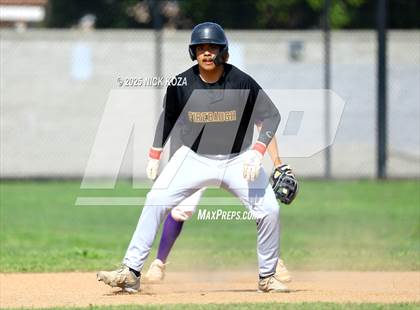 Thumbnail 1 in Firebaugh vs. Lynwood photogallery.