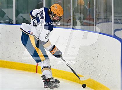 Thumbnail 1 in Independence vs Page photogallery.