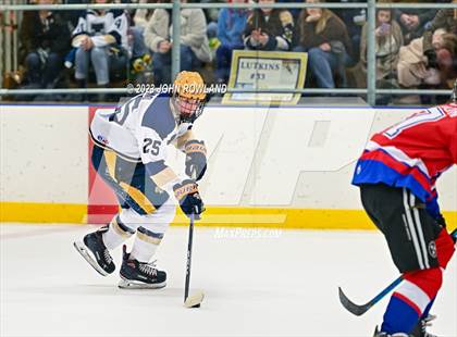 Thumbnail 2 in Independence vs Page photogallery.