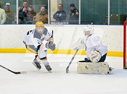 Thumbnail 3 in Independence vs Page photogallery.