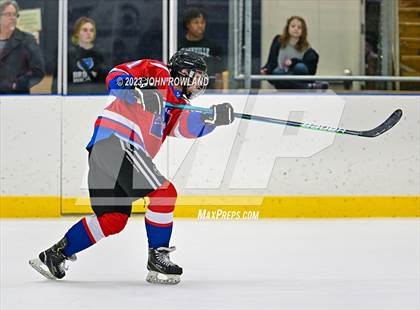 Thumbnail 3 in Independence vs Page photogallery.