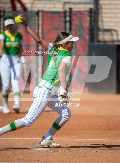 Thumbnail 2 in Holtville @ Santana (CIF SDS D2 Finals) photogallery.