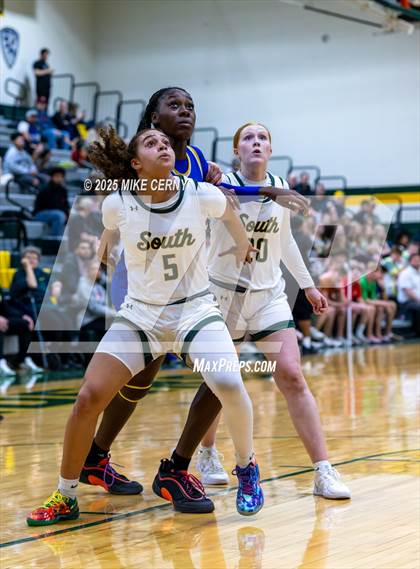 Thumbnail 2 in Olathe South @ Shawnee Mission South photogallery.