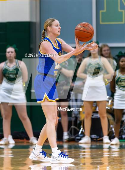 Thumbnail 3 in Olathe South @ Shawnee Mission South photogallery.