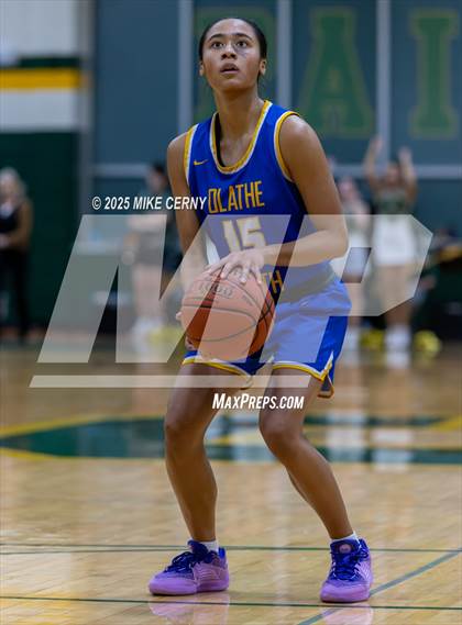 Thumbnail 3 in Olathe South @ Shawnee Mission South photogallery.