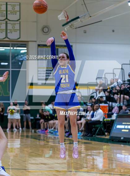 Thumbnail 3 in Olathe South @ Shawnee Mission South photogallery.