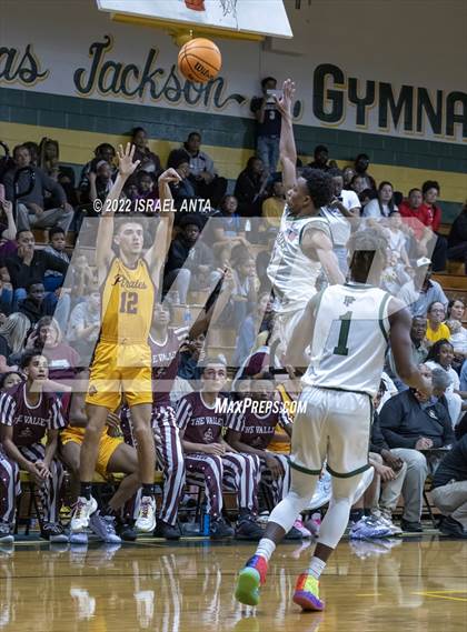 Thumbnail 3 in Lumberton @ Pine Forest photogallery.