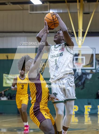 Thumbnail 2 in Lumberton @ Pine Forest photogallery.