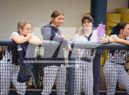 Thumbnail 3 in Bartlett @ Arlington (4A District 15 1st Round) photogallery.