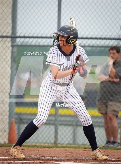 Thumbnail 3 in Bartlett @ Arlington (4A District 15 1st Round) photogallery.