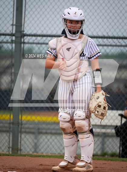 Thumbnail 1 in Bartlett @ Arlington (4A District 15 1st Round) photogallery.
