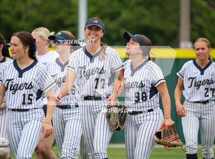 Thumbnail 2 in Bartlett @ Arlington (4A District 15 1st Round) photogallery.