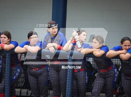 Thumbnail 3 in Bartlett @ Arlington (4A District 15 1st Round) photogallery.