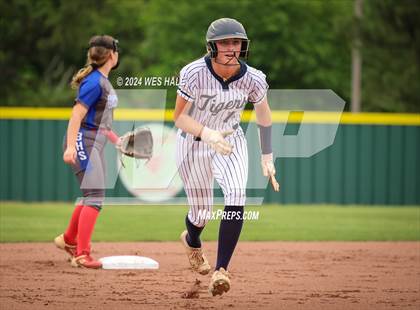 Thumbnail 3 in Bartlett @ Arlington (4A District 15 1st Round) photogallery.