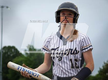 Thumbnail 3 in Bartlett @ Arlington (4A District 15 1st Round) photogallery.