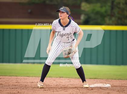 Thumbnail 1 in Bartlett @ Arlington (4A District 15 1st Round) photogallery.