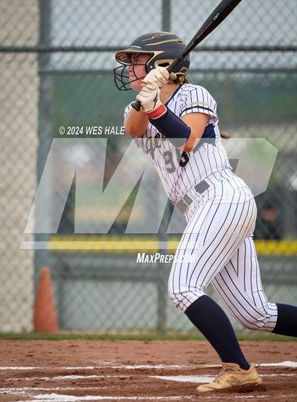 Thumbnail 3 in Bartlett @ Arlington (4A District 15 1st Round) photogallery.