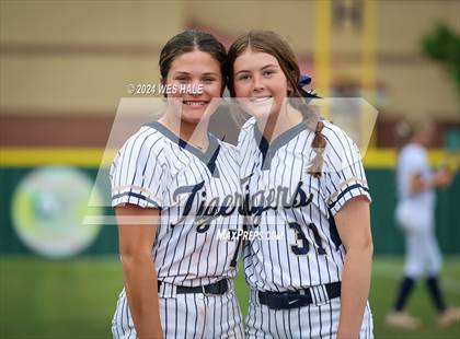 Thumbnail 3 in Bartlett @ Arlington (4A District 15 1st Round) photogallery.
