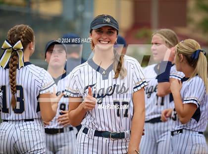 Thumbnail 1 in Bartlett @ Arlington (4A District 15 1st Round) photogallery.