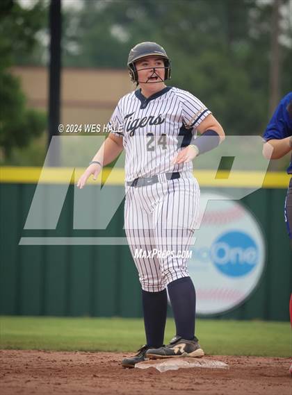 Thumbnail 3 in Bartlett @ Arlington (4A District 15 1st Round) photogallery.