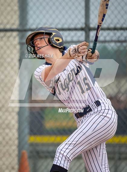 Thumbnail 2 in Bartlett @ Arlington (4A District 15 1st Round) photogallery.